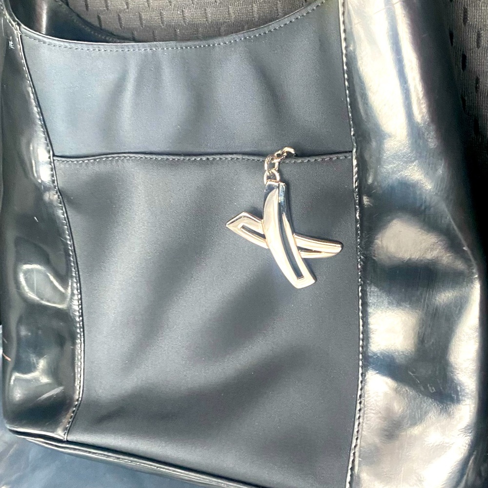 Vintage Paloma Picasso Shoulder Purse. Black. Great condition! Beautiful!🤩